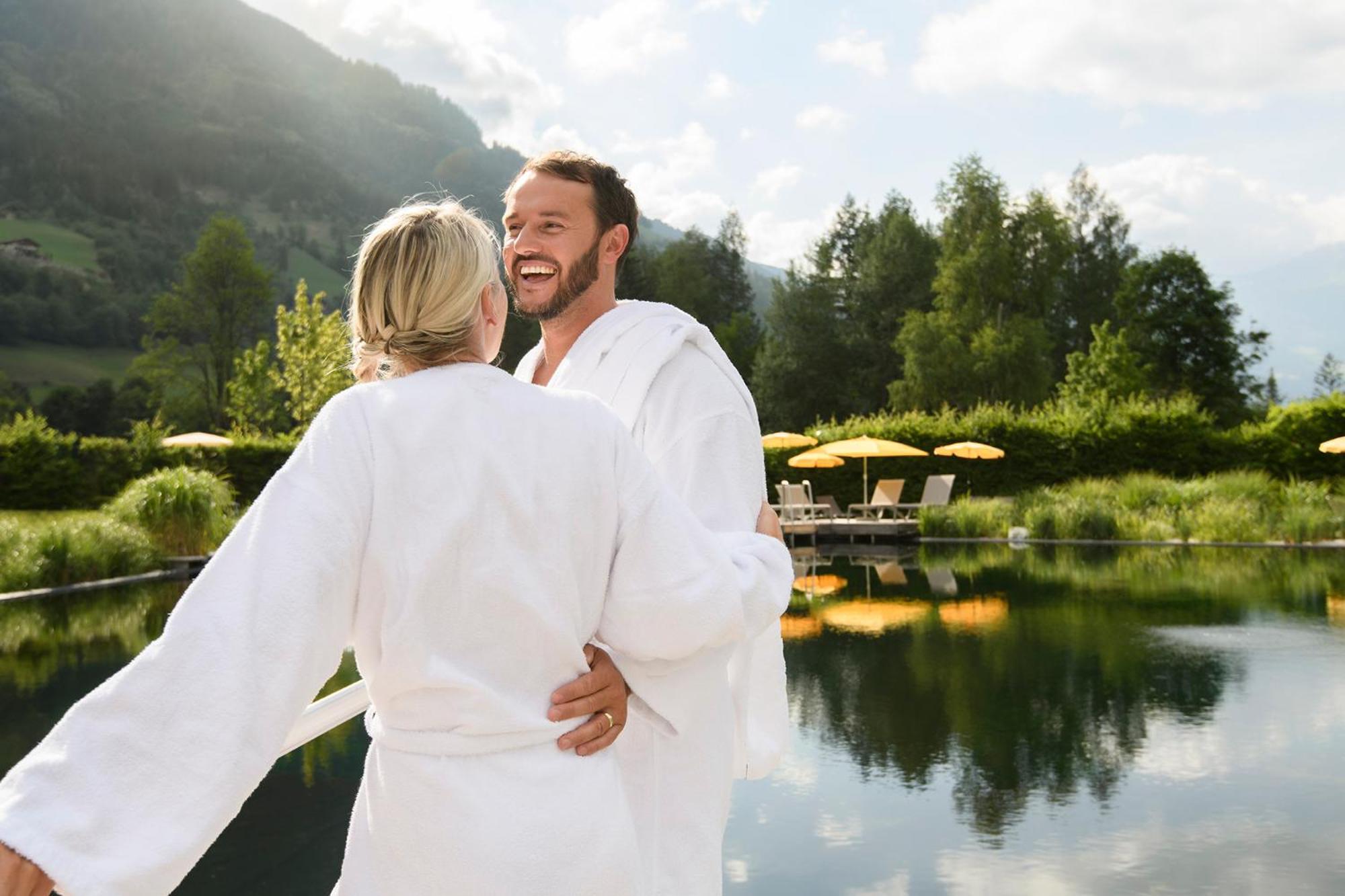 باد هوفغاستين Aktiv- & Gesundheitsresort Das Gxund - Thermeneintritt Inklusive المظهر الخارجي الصورة